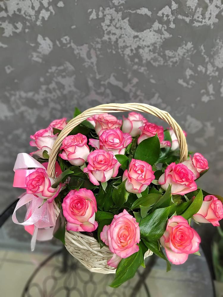 Цветочная композиция из Розы в корзине в Гуеве