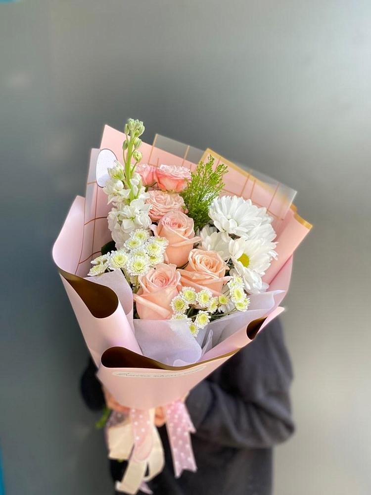 Букет цветов из: Хризантемы и Розы в Гуеве