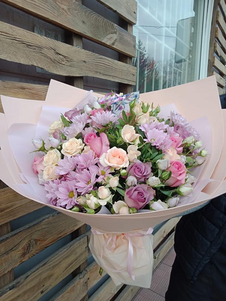 Букет цветов из: Розы и Хризантемы в Гуеве