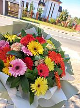 Букет цветов из:  Герберы #REPLACE_PRED# Гуеве