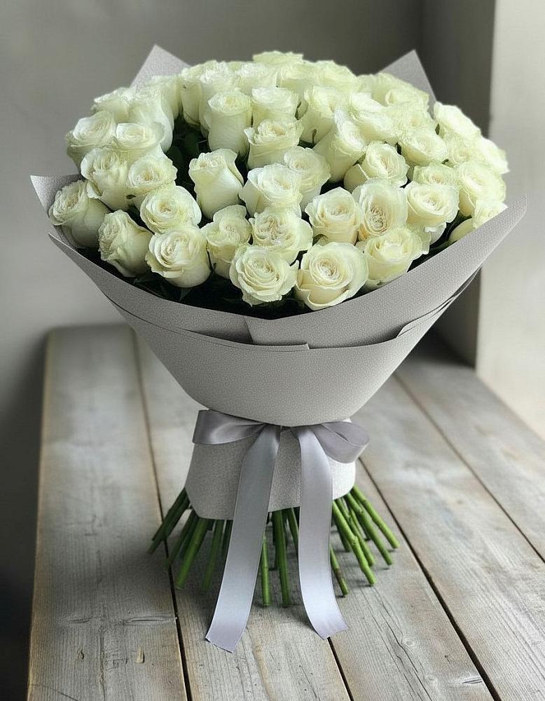Букет 35 Белых роз в Гуеве