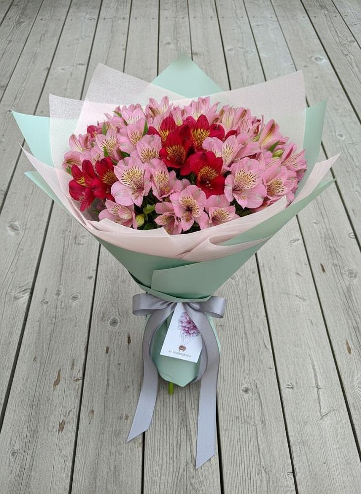 Букет цветов из: Альстромерии в Гуеве