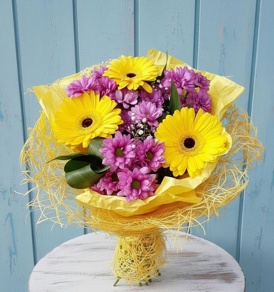 Букет цветов из: Хризантемы и Герберы в Гуеве