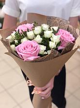 Букет цветов из:  Розы #REPLACE_PRED# Гуеве