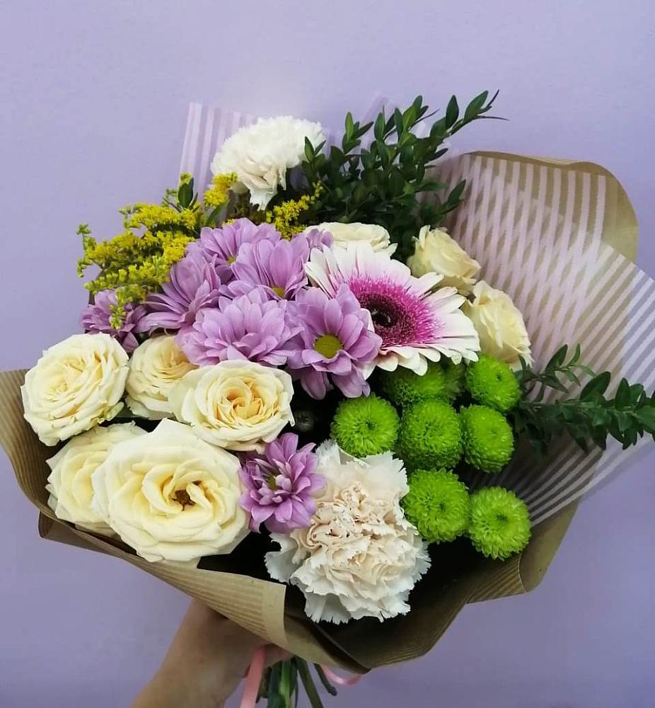 Букет цветов из: Хризантемы, Розы, Гвоздики и Герберы в Гуеве