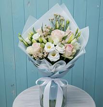 Букет цветов из:  Розы и Лизиантусы в Гуеве