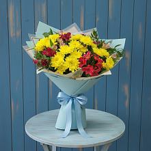 Букет цветов из:  Альстромерии и Хризантемы в Гуеве