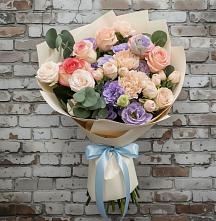 Букет цветов из:  Розы, Лизиантусы и Гвоздики в Гуеве