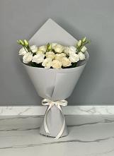 Букет цветов из:  Розы и Лизиантусы в Гуеве